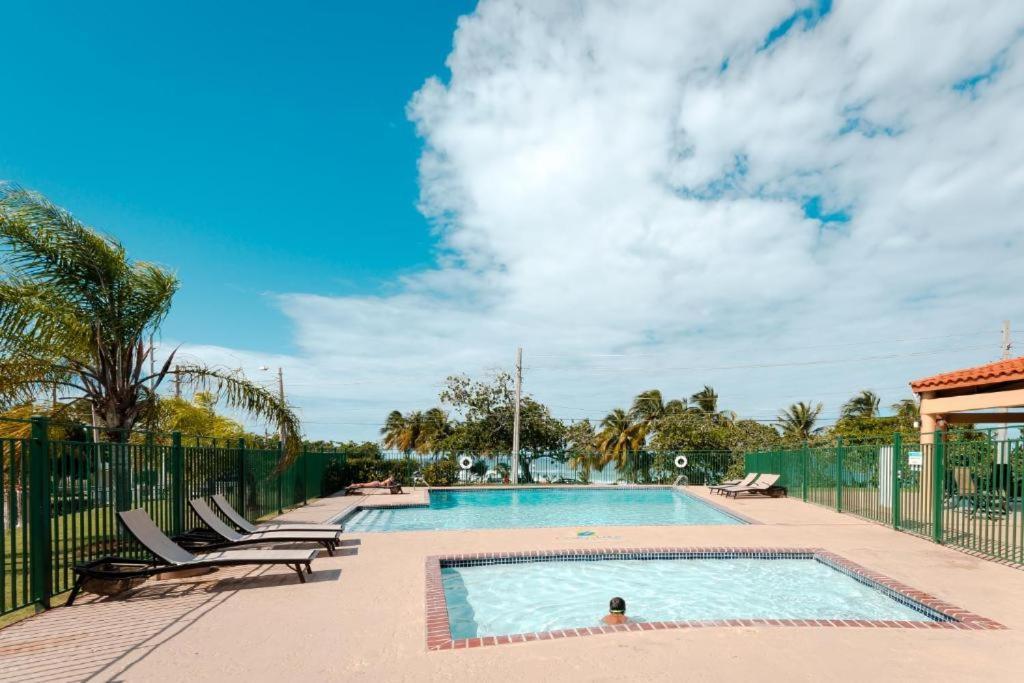 Oceania Apartments At Arecibo 681 Ocean Drive ภายนอก รูปภาพ
