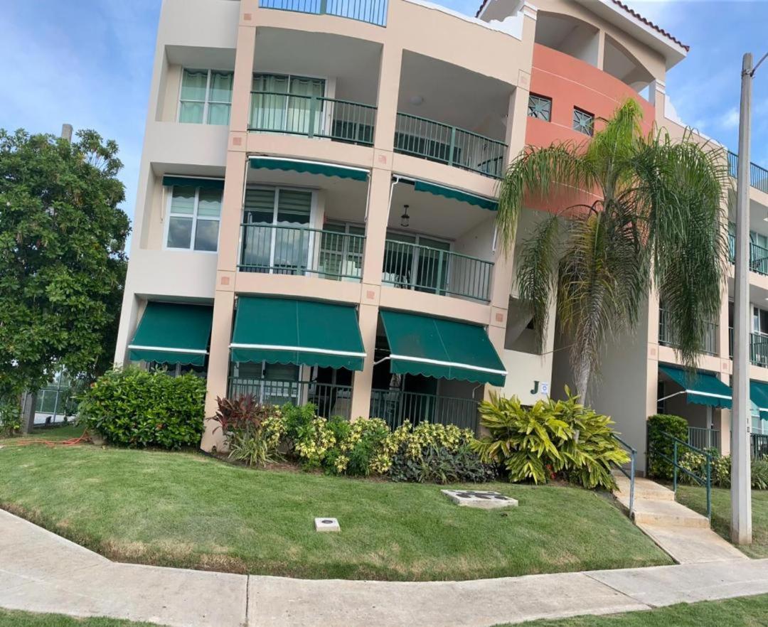 Oceania Apartments At Arecibo 681 Ocean Drive ภายนอก รูปภาพ